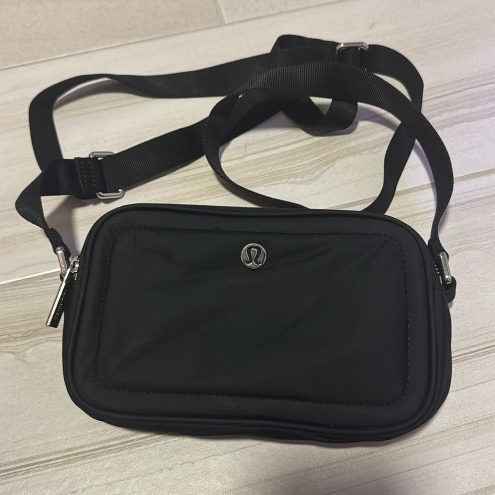 Lululemon Purse